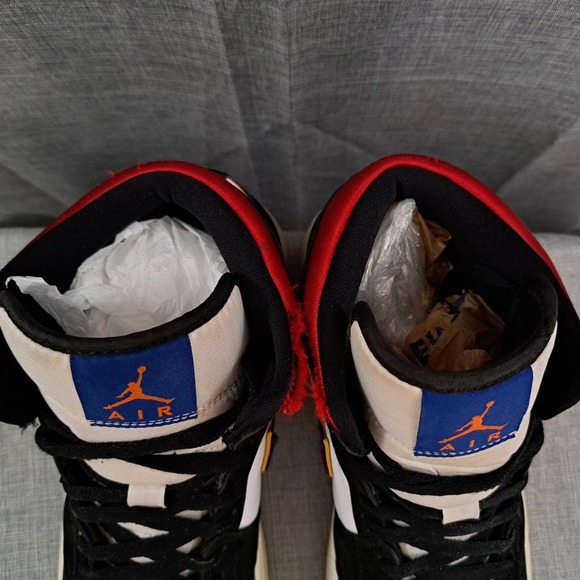 %Nike Air Jordan 1 Mid SE Rivals Size 10 / AJ12 main image 15
